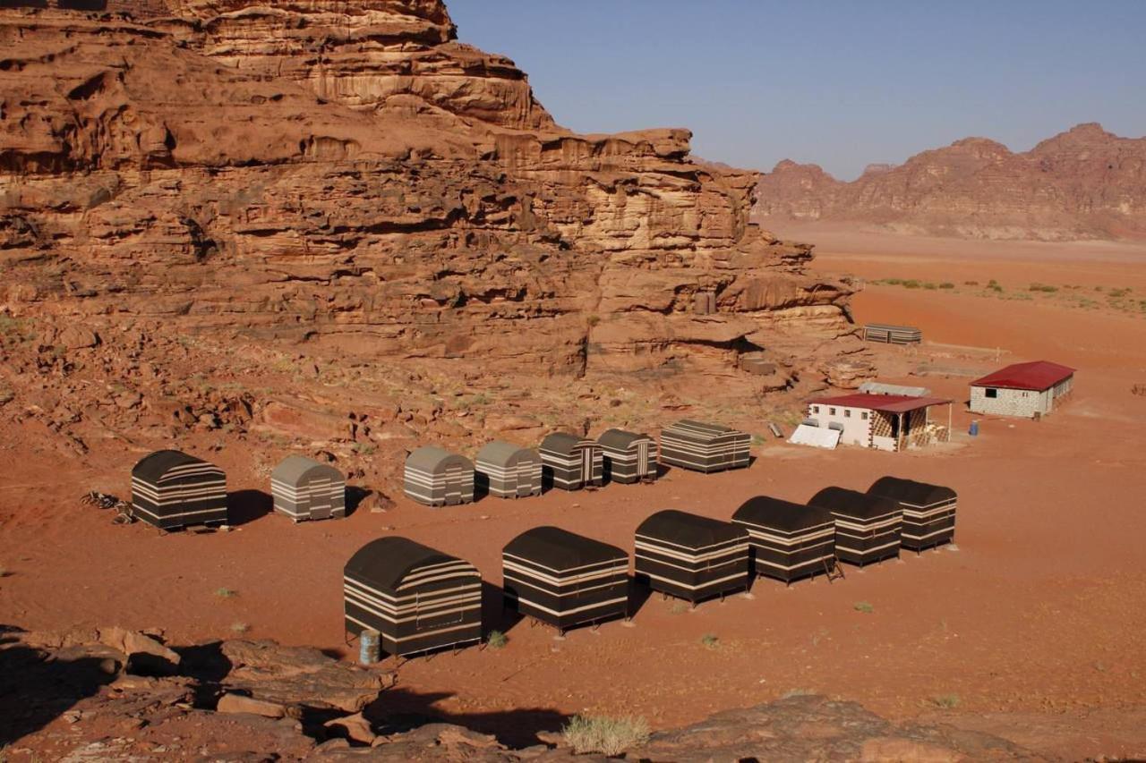 Sunrise Camp Hotel Wadi Rum Exterior photo